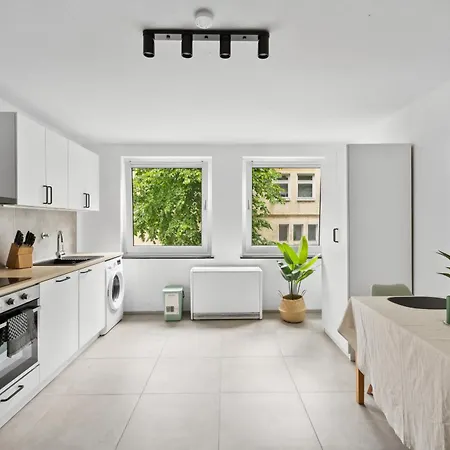 Sunlight Naehe Messe Und Uniklinik